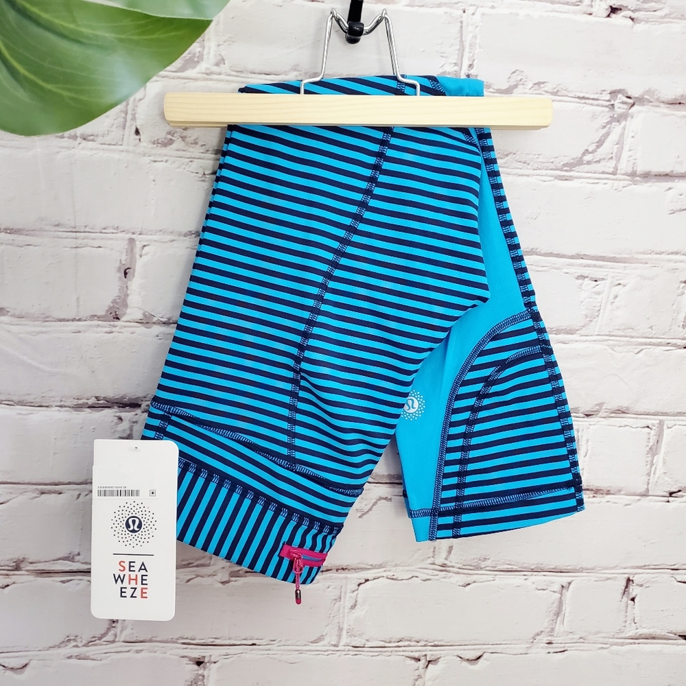 NWT Lululemon Seawheeze Inspire Crops Classic Stripe Kayak Blue Size 6